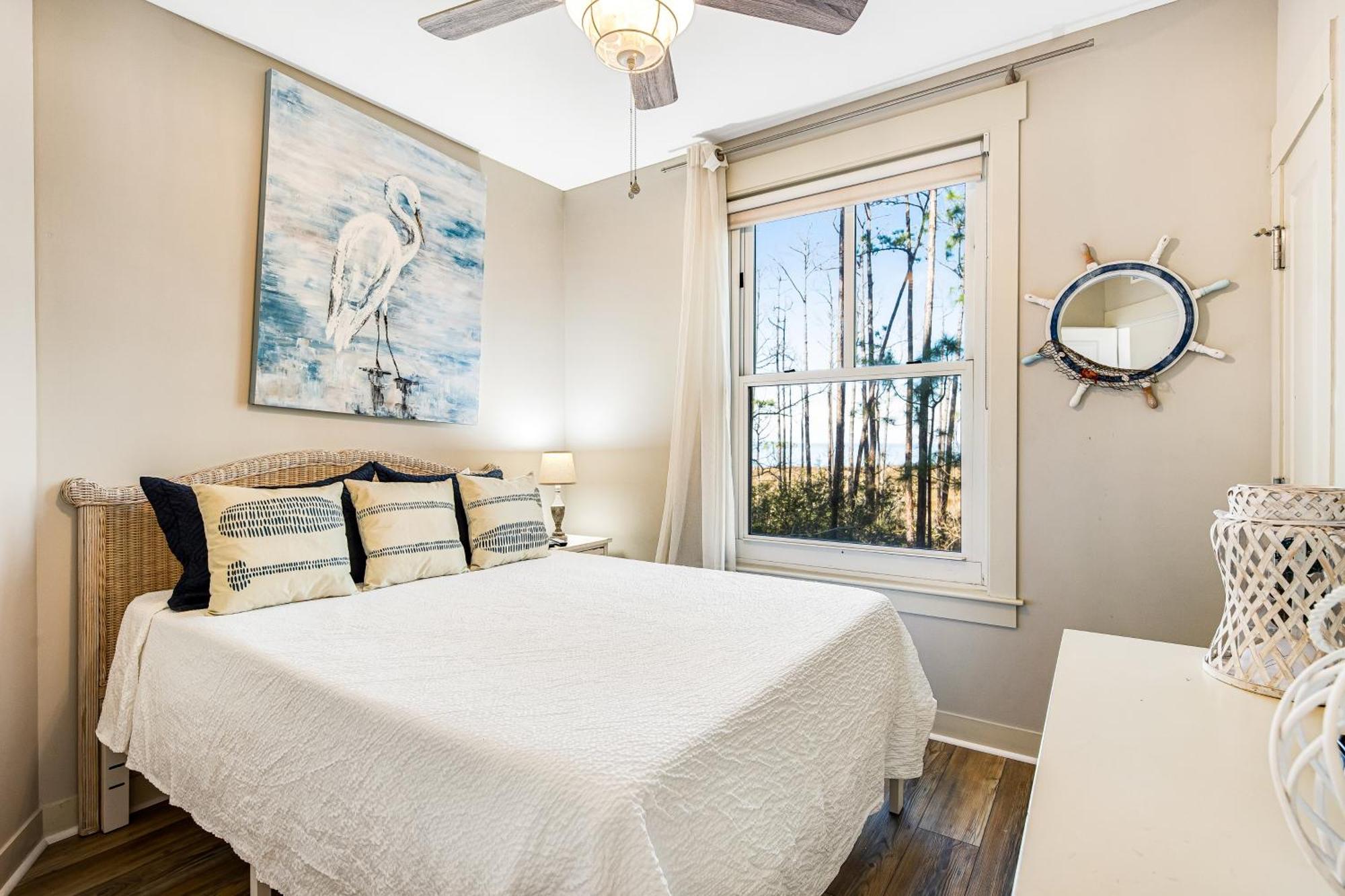 Bahia Condos Destin Room photo