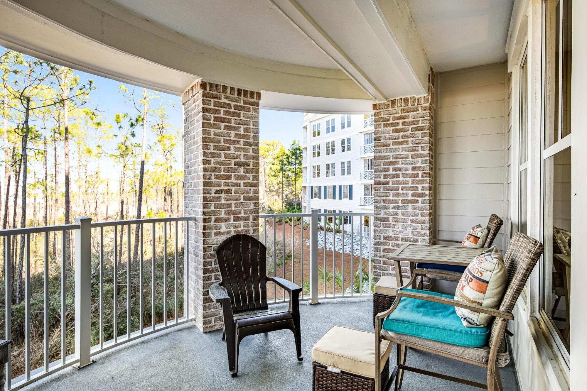 Bahia Condos Destin Room photo
